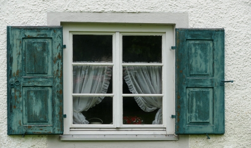 Different Types of Window Materials and Their Advantages