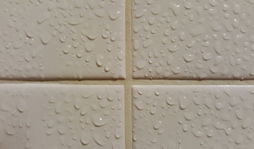 How to Redo Caulk and Grout Like a Professional