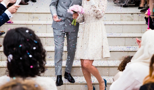 How Renting Can Help Personalize Your Wedding