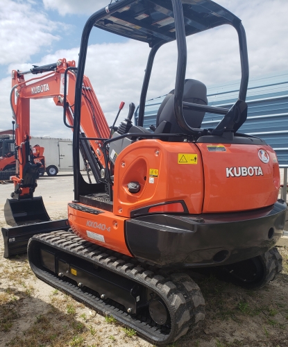 KX040-4 MINI EXCAVATOR