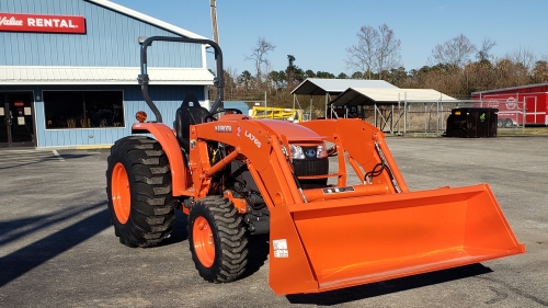 Kubota L4701 Tractor