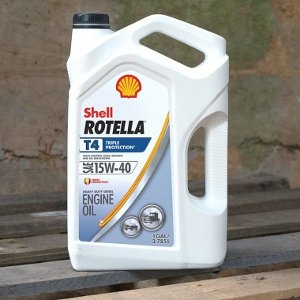 Shell Rotella® T4 Triple Protection