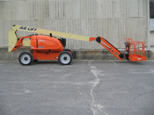 JLG 600 AJ 60 Foot Boom Lift