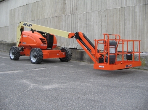 JLG 600 AJ 60 Foot Boom Lift