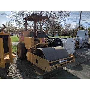 Cat CS-323C Single Drum 54 inch Ride-On Roller 