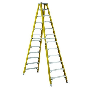 12' Fiberglass Step Ladder
