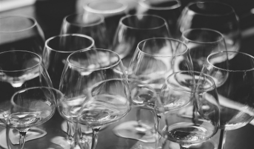 Selecting the Right Glassware for Your Big Day