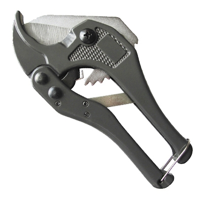 PVC Ratcheting Cutter