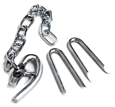 Electric Fence Gate Latch, 14-In. Chain & 2 Staples