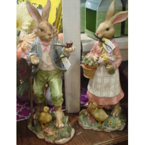 Rabbit Couple Figurines