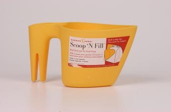 Scoop N' Fill For Bird Seed