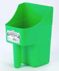 Enclosed Feed Scoop Lime Green 3qt