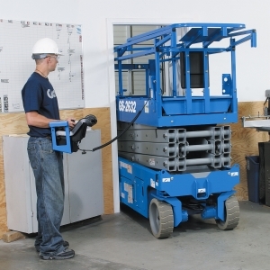 26' ELECTRIC SCISSOR LIFT