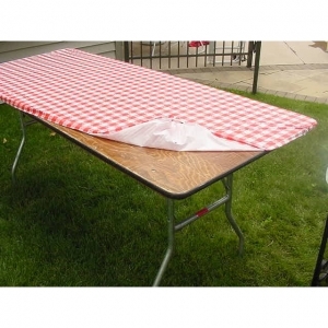 Kwik-Covers  30x96 Red Tablecover