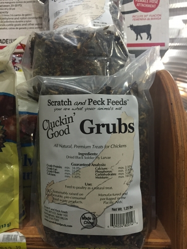 Scratch and Peck Feeds- Cluckin Good Grubs