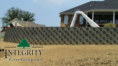 Block Retaining Wall for Swimming Pool