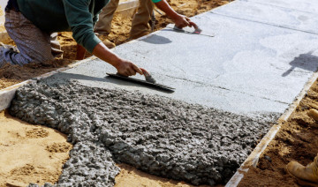 Concrete Work in Cooler Weather: Equipment That Makes the Job Easier