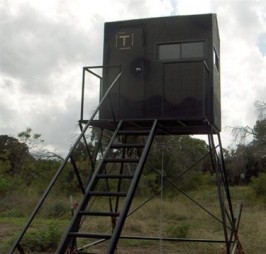 T-Box 4x46 Blind w/ Porch Stand