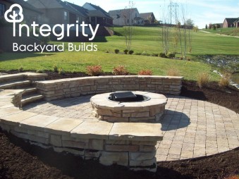 Light Brick Fire Pit with Stairs and a Semi-Circle Wall