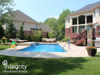 Out Your Backdoor Pool with Sprinkler System