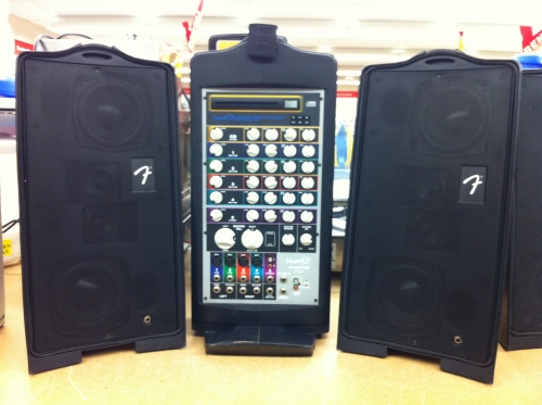 Fender® Portable P.A. System