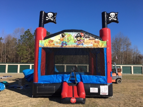SMALL PIRATE BOUNCE HOUSE