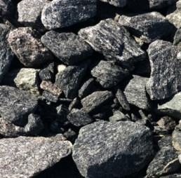 R: Black Granite, Medium