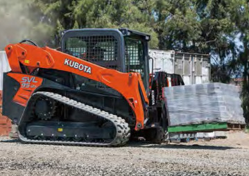 KUBOTA COMPACT TRACK LOADER