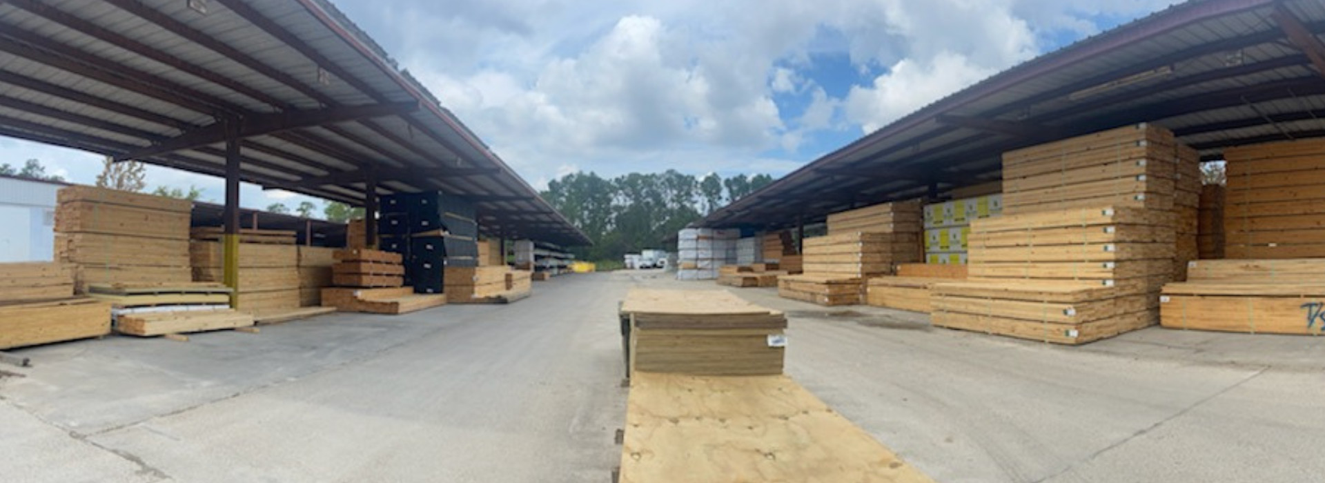 Full Service Lumber Supplier, Tools, Farm Supplies, Decking, & Paint